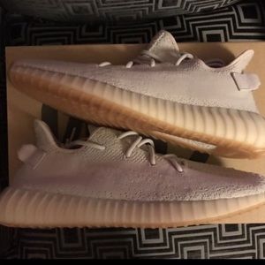 Yeezy Boost 350 V2 ‘Sesame’